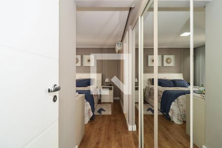 Suíte de apartamento à venda com 3 quartos, 110m² em Jardim Maria Rosa, Taboão da Serra