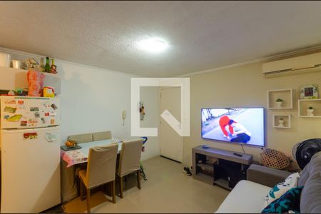 Sala de apartamento à venda com 2 quartos, 54m² em Vila Nova, Porto Alegre