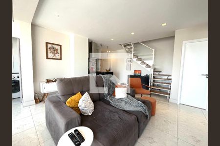 Apartamento à venda com 114m², 2 quartos e 2 vagasSala