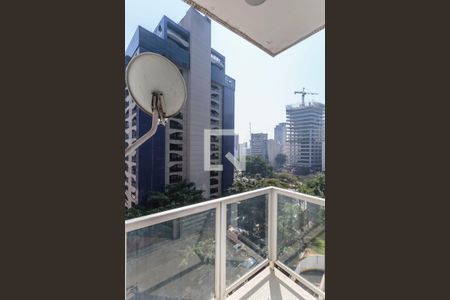 Suíte varanda de apartamento à venda com 3 quartos, 107m² em Itaim Bibi, São Paulo