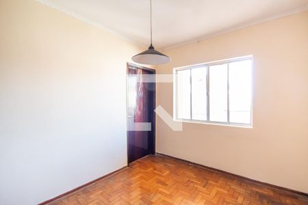 Sala de TV de casa para alugar com 3 quartos, 150m² em Umuarama, Osasco