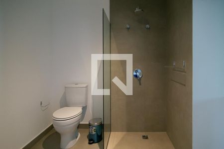 Banheiro de kitnet/studio para alugar com 1 quarto, 19m² em Bela Vista, São Paulo