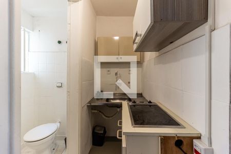 Cozinha de kitnet/studio à venda com 1 quarto, 28m² em Vila Buarque, São Paulo