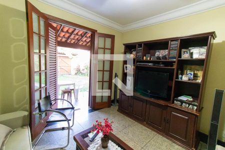 Sala 2 de casa à venda com 4 quartos, 380m² em São Francisco, Niterói