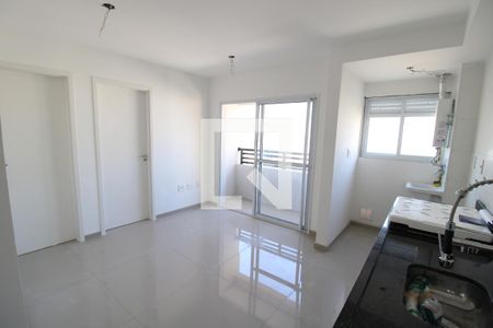 Sala / Cozinha de apartamento à venda com 2 quartos, 40m² em Vila Paulicéia, São Paulo