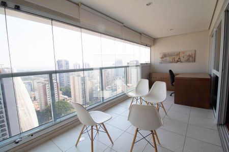 Varanda de kitnet/studio à venda com 1 quarto, 57m² em Pinheiros, São Paulo