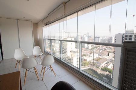 Varanda de kitnet/studio à venda com 1 quarto, 57m² em Pinheiros, São Paulo