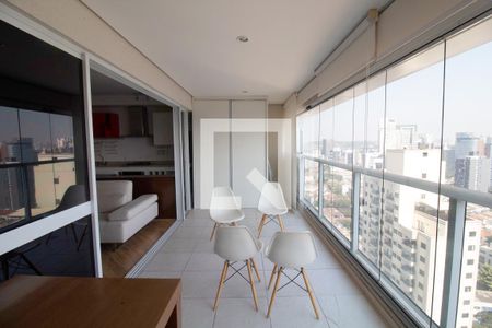 Varanda de kitnet/studio à venda com 1 quarto, 57m² em Pinheiros, São Paulo