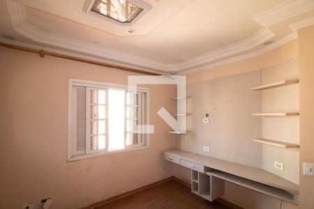 Quarto 1 suite de casa de condomínio para alugar com 2 quartos, 180m² em Vila Leonor, São Paulo