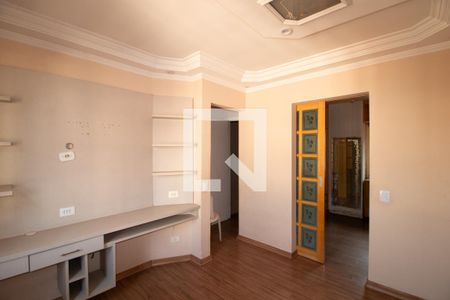 Quarto 1 suite de casa de condomínio para alugar com 2 quartos, 180m² em Vila Leonor, São Paulo