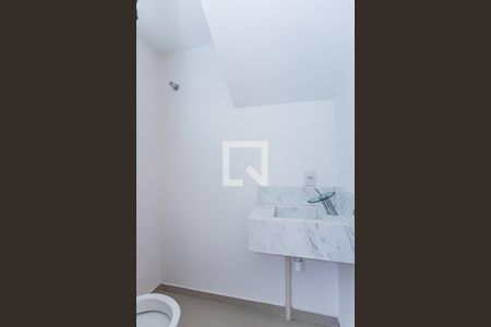 Lavabo de casa à venda com 2 quartos, 99m² em Vila Pereira Barreto, São Paulo