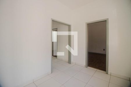 Sala de casa para alugar com 5 quartos, 200m² em Navegantes, Porto Alegre