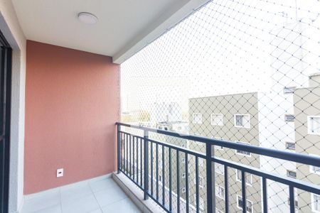 Varanda da Sala de apartamento para alugar com 2 quartos, 47m² em Ayrosa, Osasco