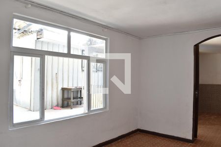 Sala de casa para alugar com 3 quartos, 150m² em Uberaba, Curitiba