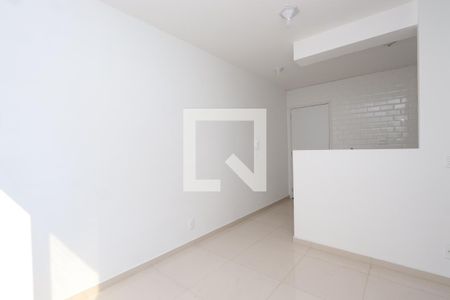 Sala de apartamento para alugar com 2 quartos, 35m² em Jardim Adutora, São Paulo