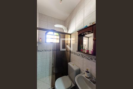 Casa à venda com 450m², 4 quartos e 2 vagas Casa à venda com 450m², 4 quartos e 2 vagasÁrea de Serviço