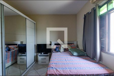 Casa à venda com 450m², 4 quartos e 2 vagas Casa à venda com 450m², 4 quartos e 2 vagasSuite 2