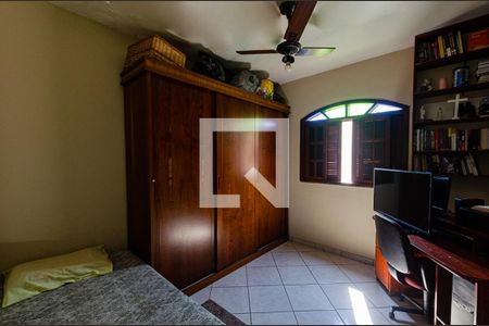 Casa à venda com 450m², 4 quartos e 2 vagas Casa à venda com 450m², 4 quartos e 2 vagasSuite 3