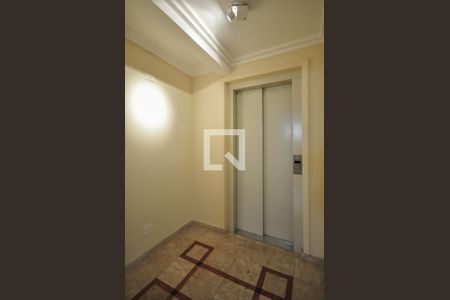 Hall Privativo de apartamento para alugar com 3 quartos, 173m² em Morumbi, São Paulo