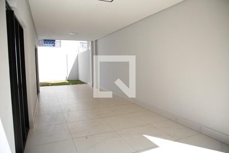 Área comum de casa de condomínio para alugar com 3 quartos, 146m² em Jardim Atlatico, Goiânia