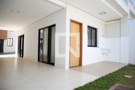 Área comum de casa de condomínio para alugar com 3 quartos, 146m² em Jardim Atlatico, Goiânia