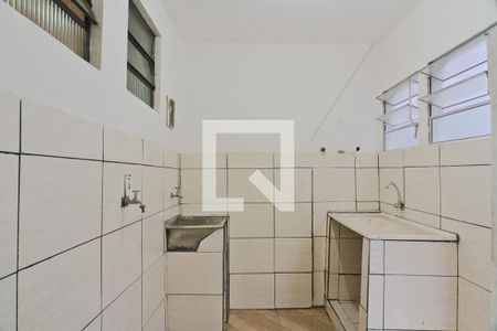 Cozinha e Área de Serviço de casa para alugar com 1 quarto, 22m² em  Parque Belém, São Paulo