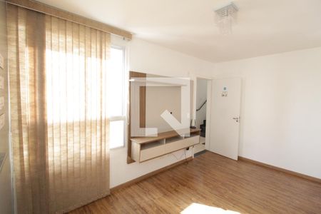 Sala de apartamento para alugar com 2 quartos, 65m² em Chácaras Tubalina E Quartel, Uberlândia