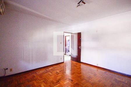 Quarto 2 de casa para alugar com 5 quartos, 200m² em Vila Moinho Velho, São Paulo