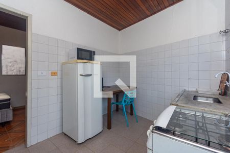 Cozinha de casa para alugar com 1 quarto, 35m² em Vila Guarani (z Sul), São Paulo