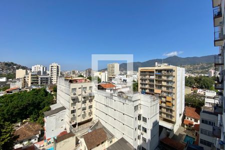 Vista de apartamento à venda com 2 quartos, 76m² em Grajaú, Rio de Janeiro