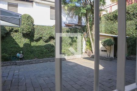 Casa à venda com 520m², 6 quartos e 16 vagas Casa à venda com 520m², 6 quartos e 16 vagasVista do Escritório 3