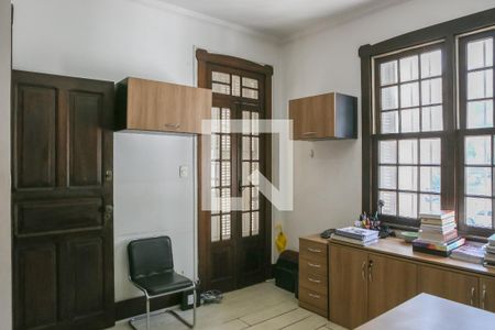 Casa à venda com 520m², 6 quartos e 16 vagas Casa à venda com 520m², 6 quartos e 16 vagasEscritório/Quarto 1