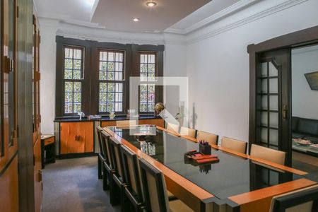 Casa à venda com 520m², 6 quartos e 16 vagas Casa à venda com 520m², 6 quartos e 16 vagasSala 3