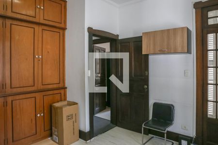 Casa à venda com 520m², 6 quartos e 16 vagas Casa à venda com 520m², 6 quartos e 16 vagasEscritório/Quarto 1