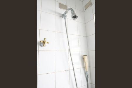 Casa à venda com 520m², 6 quartos e 16 vagas Casa à venda com 520m², 6 quartos e 16 vagasBanheiro Social