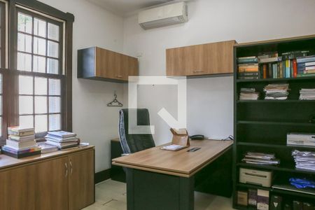 Casa à venda com 520m², 6 quartos e 16 vagas Casa à venda com 520m², 6 quartos e 16 vagasEscritório/Quarto 1