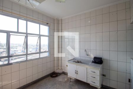 Cozinha de apartamento para alugar com 1 quarto, 40m² em Jardim Miragaia, São Paulo