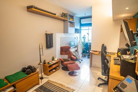 Sala de apartamento à venda com 1 quarto, 42m² em Humaitá, Rio de Janeiro