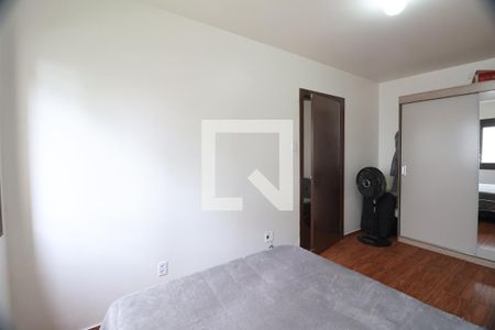 Quarto de apartamento à venda com 1 quarto, 52m² em Nossa Senhora das Gracas, Canoas