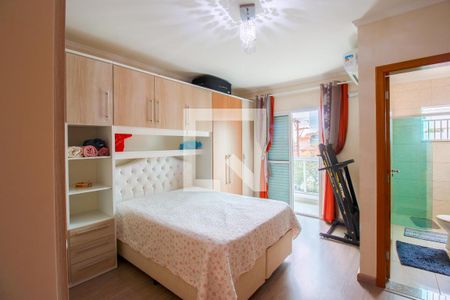 Casa à venda com 3 quartos, 175m² em Vila Cecilia Maria, Santo André