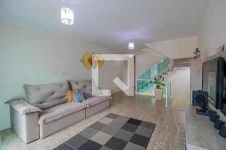 Casa à venda com 3 quartos, 175m² em Vila Cecilia Maria, Santo André