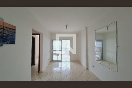 Sala de apartamento para alugar com 2 quartos, 8m² em Maracanã, Praia Grande