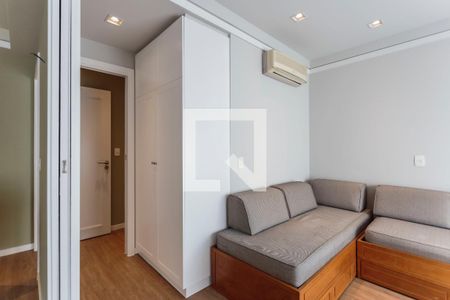 Suíte 1 de apartamento para alugar com 2 quartos, 82m² em Vila Nova Conceição, São Paulo