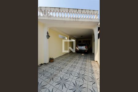 Casa à venda com 184m², 2 quartos e 3 vagas Casa à venda com 184m², 2 quartos e 3 vagasGaragem