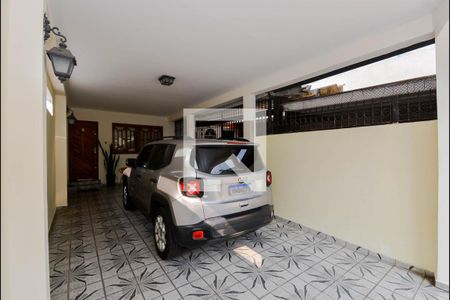 Casa à venda com 184m², 2 quartos e 3 vagas Casa à venda com 184m², 2 quartos e 3 vagasGaragem