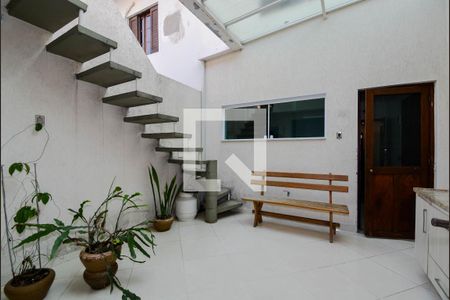 Casa à venda com 184m², 2 quartos e 3 vagas Casa à venda com 184m², 2 quartos e 3 vagasÁrea Gourmet