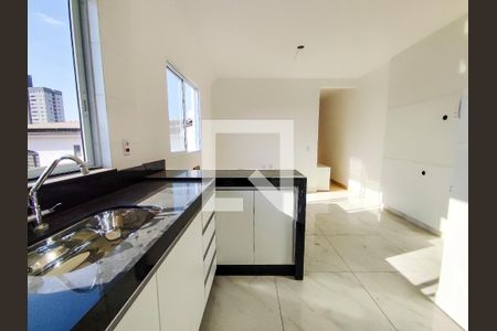 Cozinha de apartamento à venda com 2 quartos, 52m² em Estrela do Oriente, Belo Horizonte