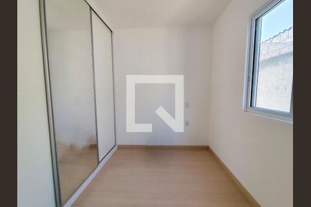 Suite de apartamento à venda com 2 quartos, 52m² em Estrela do Oriente, Belo Horizonte