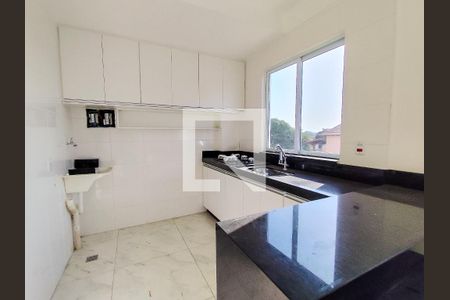 Cozinha de apartamento à venda com 2 quartos, 52m² em Estrela do Oriente, Belo Horizonte