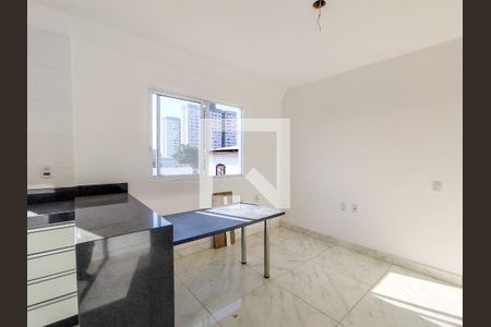 Sala de apartamento à venda com 2 quartos, 52m² em Estrela do Oriente, Belo Horizonte